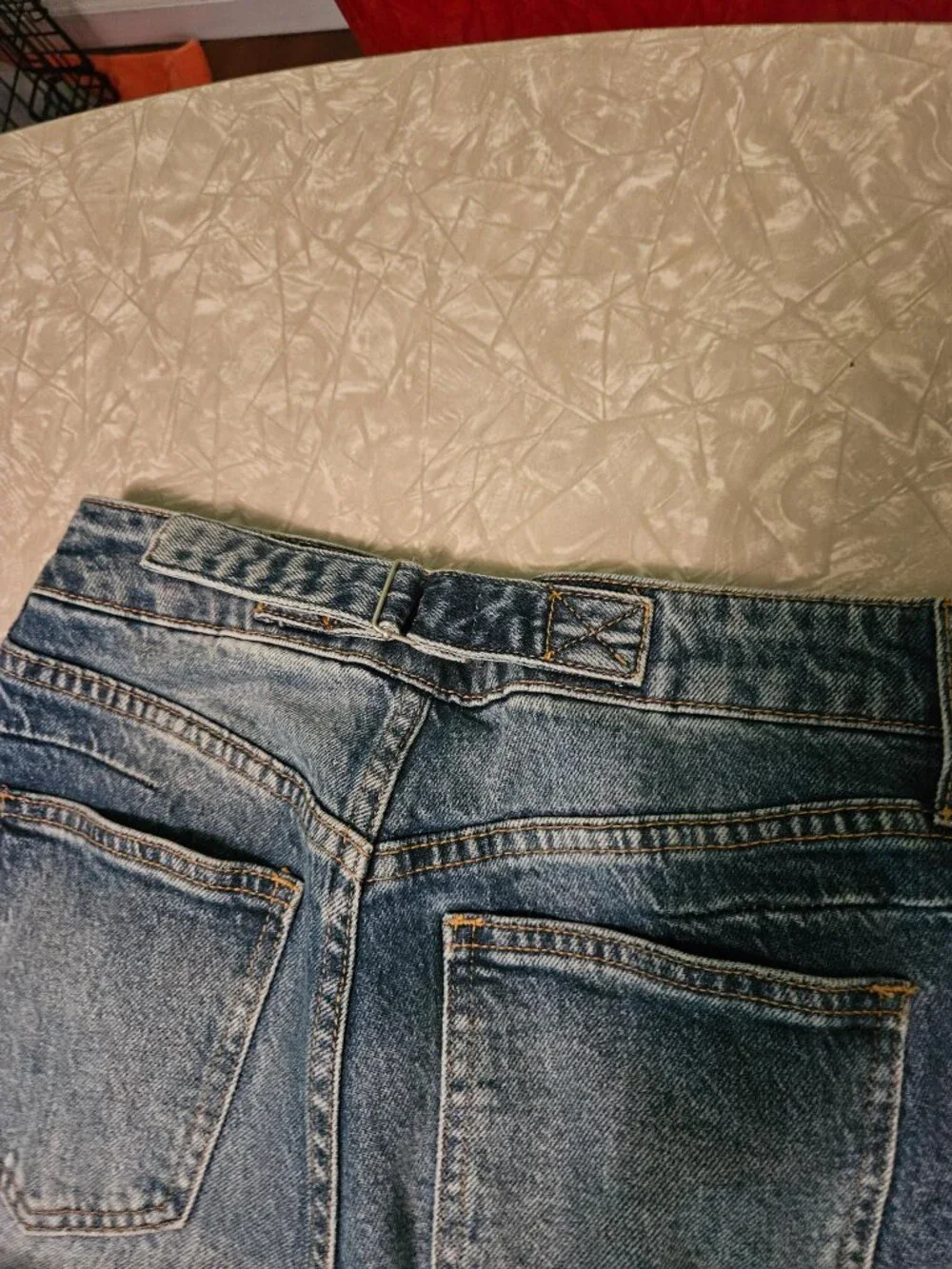 LIKE NEW!! Express women's relaxed wide leg jeans